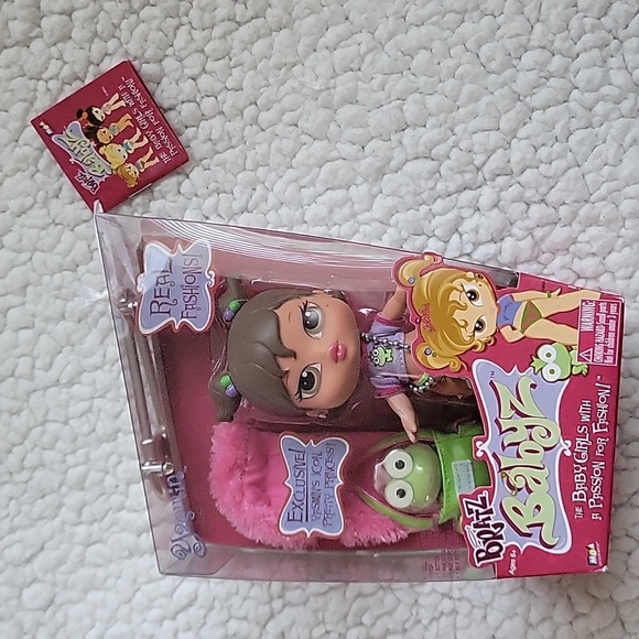 NWT BRATZ BABYZ YASMIN & PRETTY PRINCESS Doll Fashions & Flocked Pet Frog - Picture 3 of 11